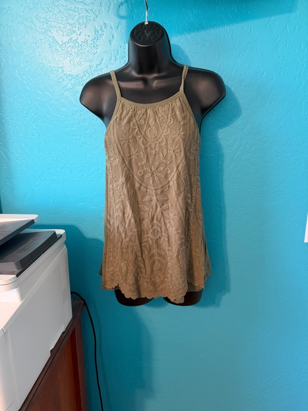 Women’s Olive Embroidered Crochet-Detail Camisole Tank